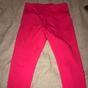 Pink cropped leggings